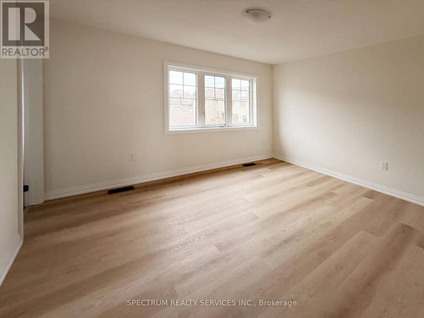 1520 Benson Street — photo 10 of 17