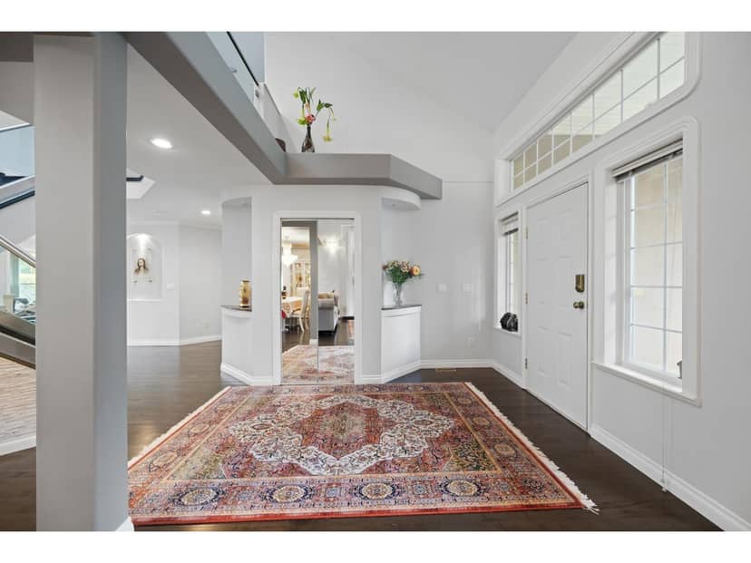 18063 99A AVENUE, Surrey, photo 2