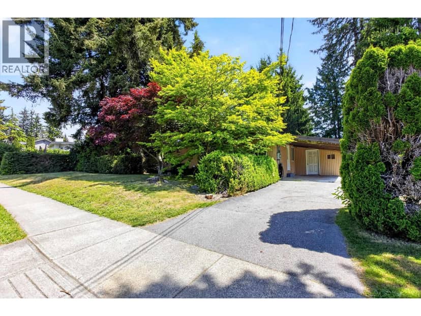 655 MACINTOSH STREET, Coquitlam