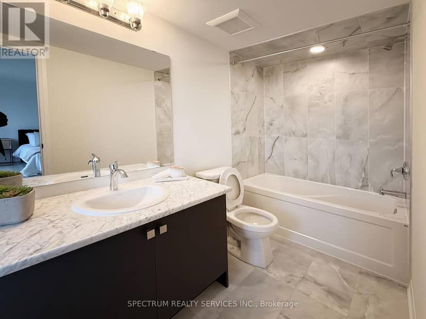 1522 Benson Street — photo 13 of 16