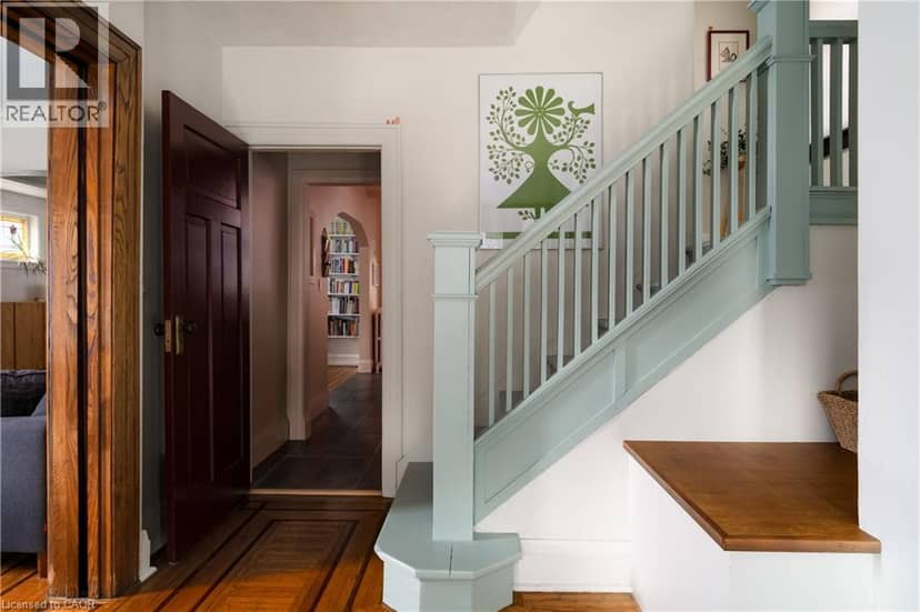 14 PROSPECT Street S, Hamilton, photo 4