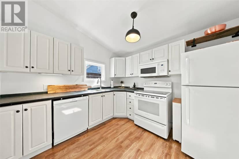 9 Boggan Street — photo 11 of 36