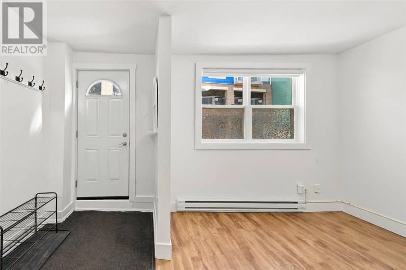 9 Boggan Street — photo 3 of 36