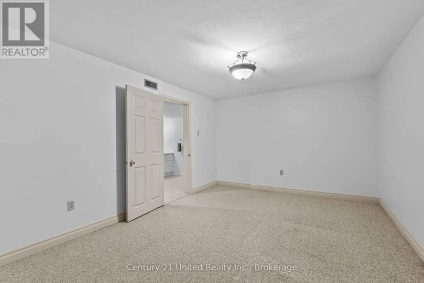 1203 Royal Drive — photo 34 of 40