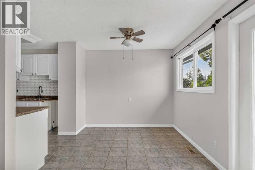 321 Ross Haven Drive — photo 9 of 32