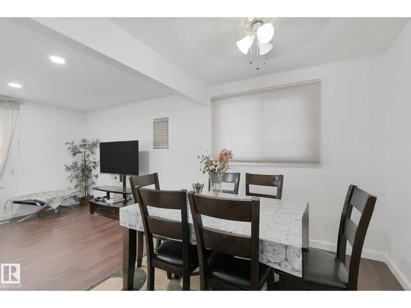 8508 149A AV NW — photo 17 of 40