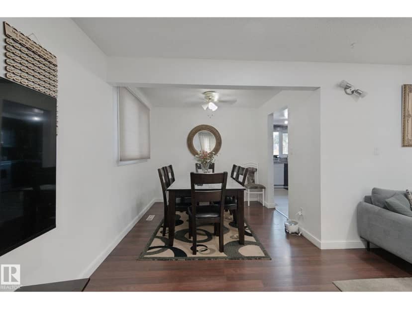 8508 149A AV NW — photo 9 of 40