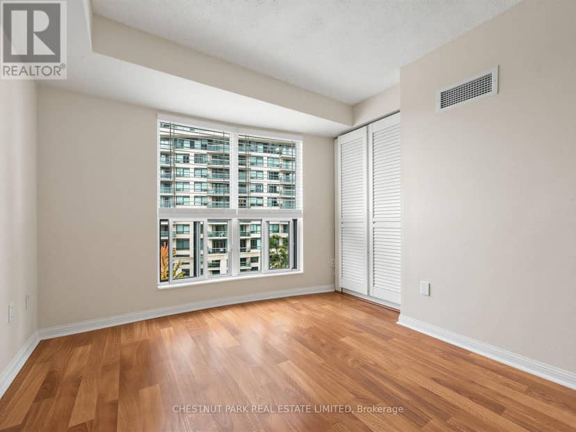 610 - 23 Lorraine Drive — photo 16 of 29