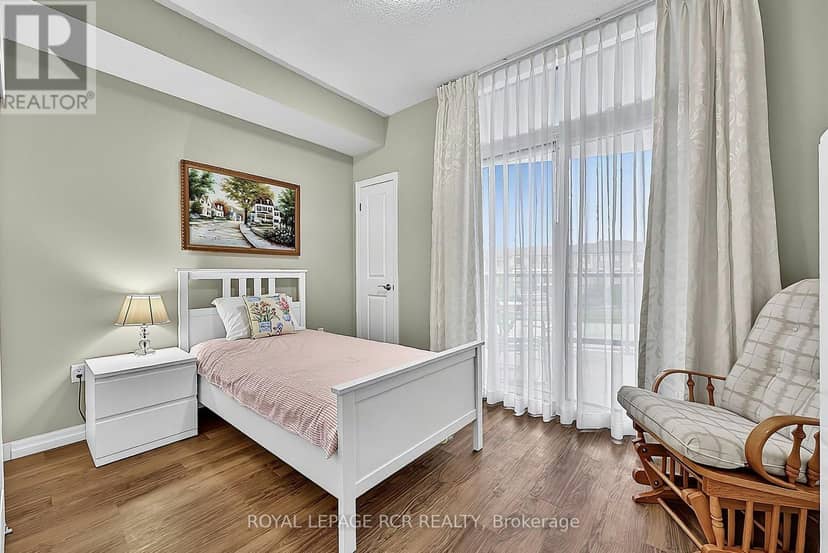 318 - 460 William Graham Drive — photo 14 of 36