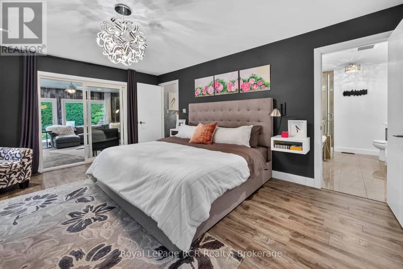 137 - 383 McNabb Street — photo 19 of 40