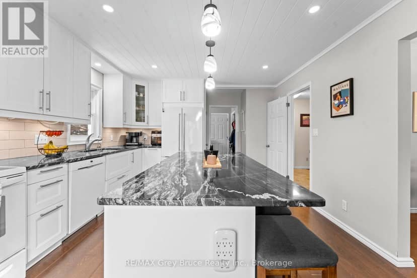 112 Mary Avenue, Georgian Bluffs, photo 7