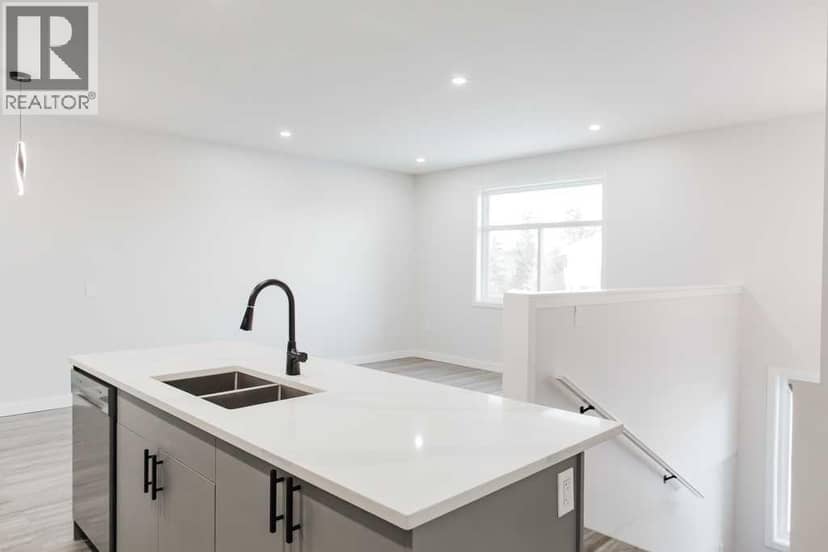 9403 100 Avenue — photo 39 of 40