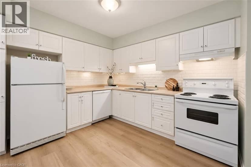240 LONDON Road W Unit# 71, Guelph, photo 6