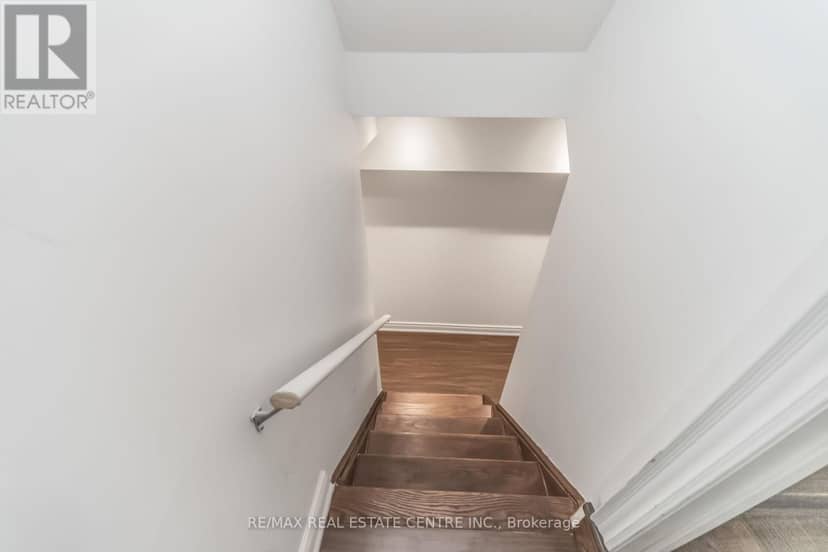 3 Prairie Creek Crescent — photo 33 of 40