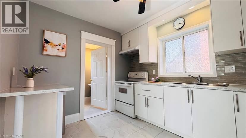 138 GLASGOW Street — photo 11 of 24