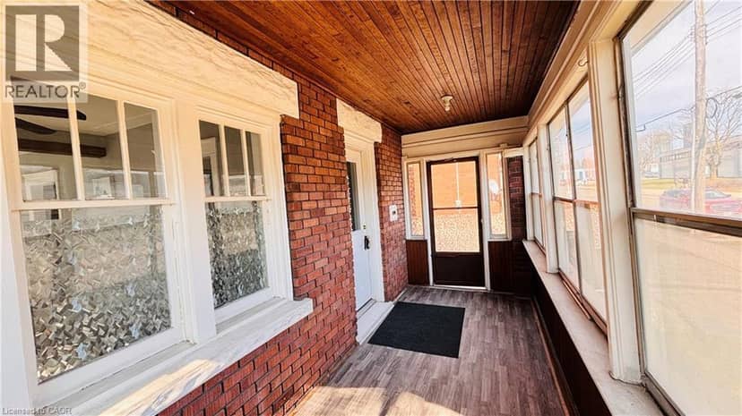 138 GLASGOW Street — photo 3 of 24