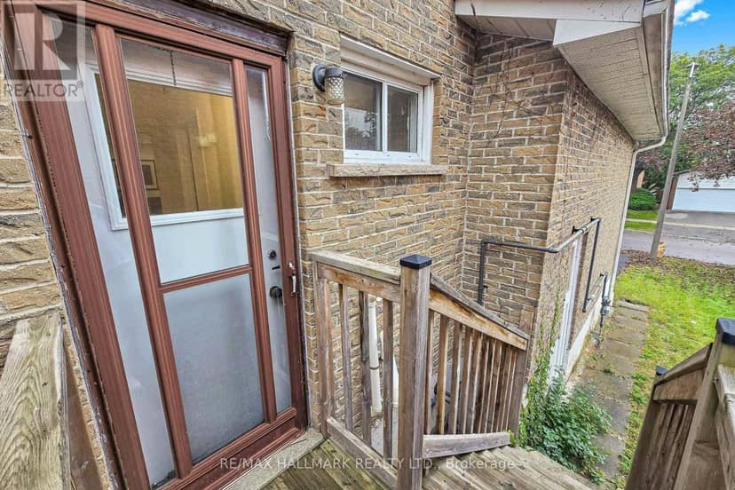 22 Pining Road — photo 33 of 36