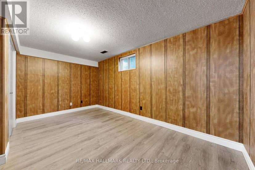 22 Pining Road — photo 29 of 36