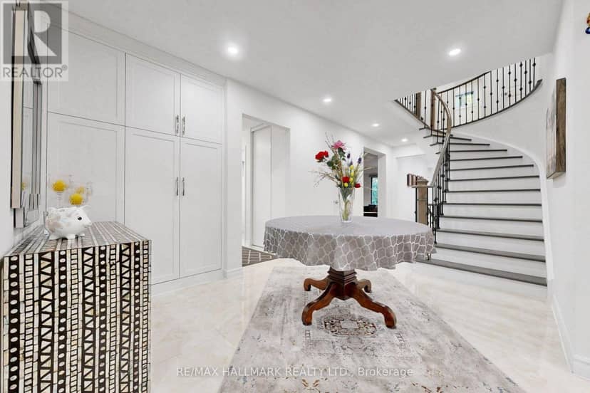 22 Pining Road — photo 2 of 36
