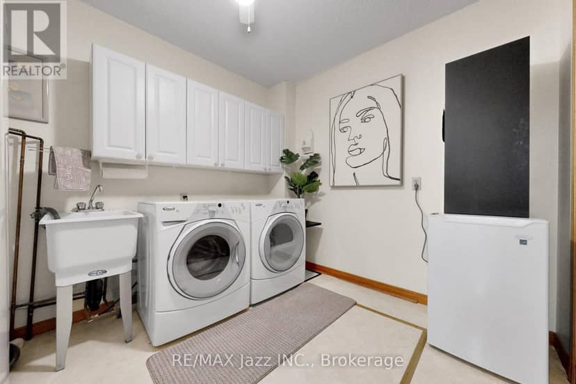 4 - 234 Water Street — photo 29 of 40