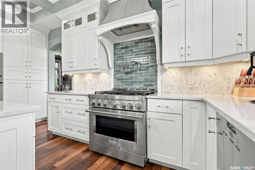 11 Mandalay DRIVE — photo 18 of 40