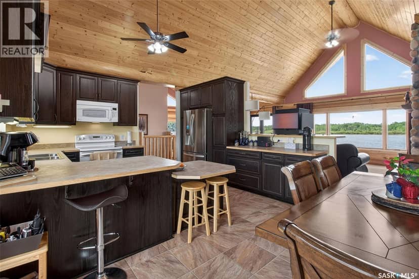 Flatwater Ranch — photo 10 of 40