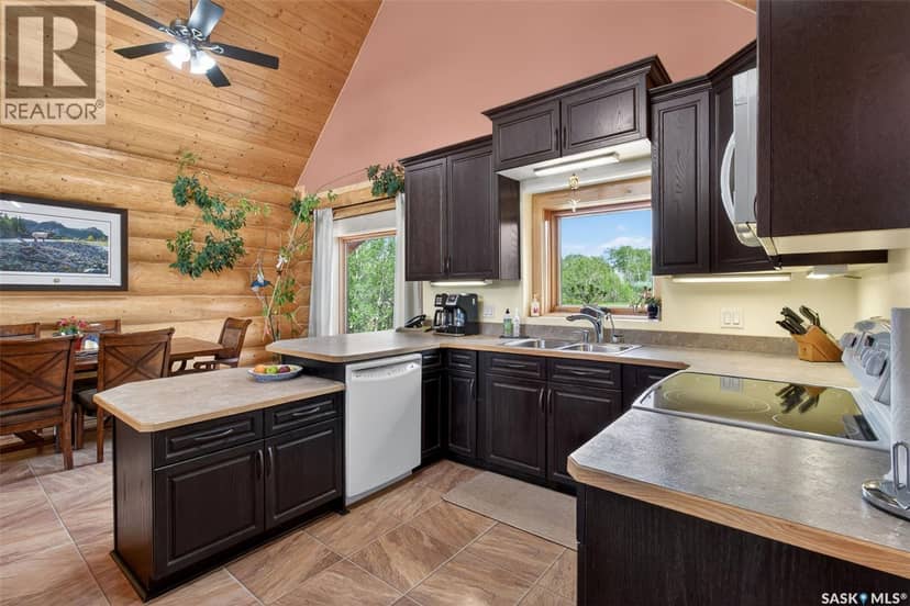 Flatwater Ranch — photo 13 of 40