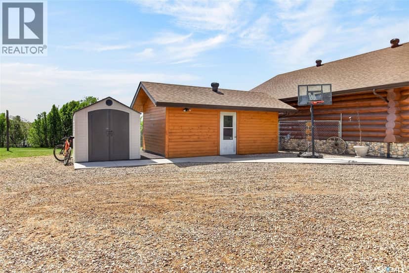 Flatwater Ranch — photo 39 of 40