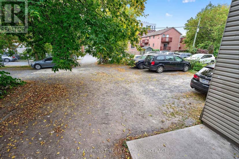 364 Brock Street — photo 12 of 40