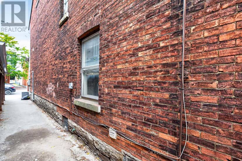 364 Brock Street — photo 13 of 40