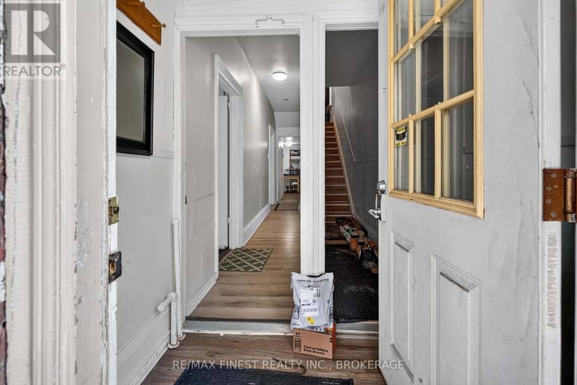 364 Brock Street — photo 15 of 40