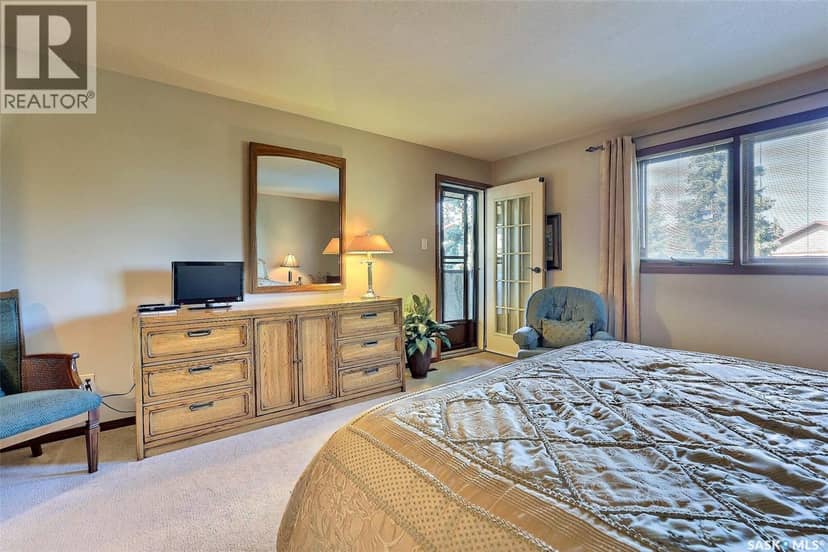 338 Avon DRIVE — photo 36 of 40