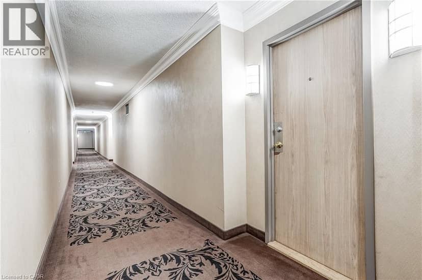 40 HARDING Boulevard Unit# 603, York, photo 5