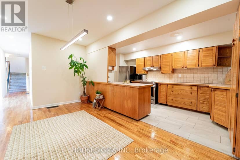 43 Sweetland Avenue — photo 11 of 40
