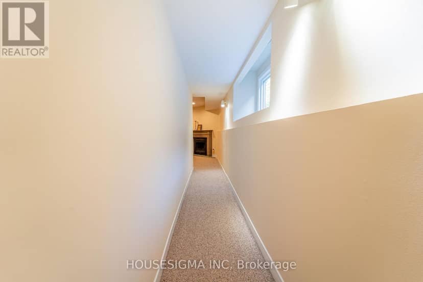 43 Sweetland Avenue — photo 15 of 40
