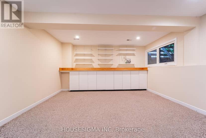 43 Sweetland Avenue — photo 17 of 40