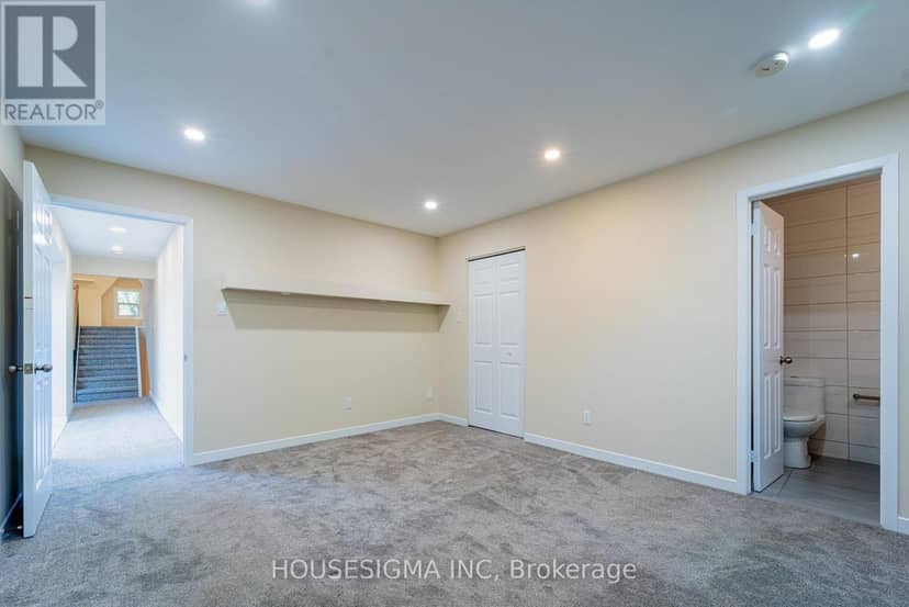 43 Sweetland Avenue — photo 27 of 40