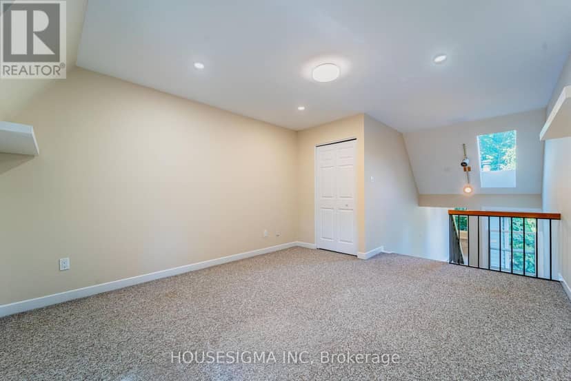 43 Sweetland Avenue — photo 33 of 40