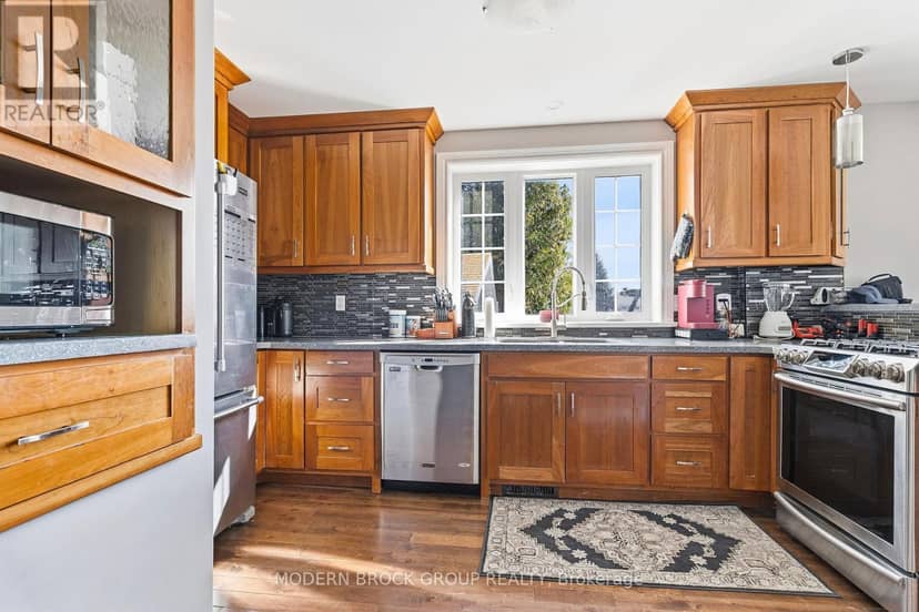 726 County Road 2 Road — photo 12 of 40