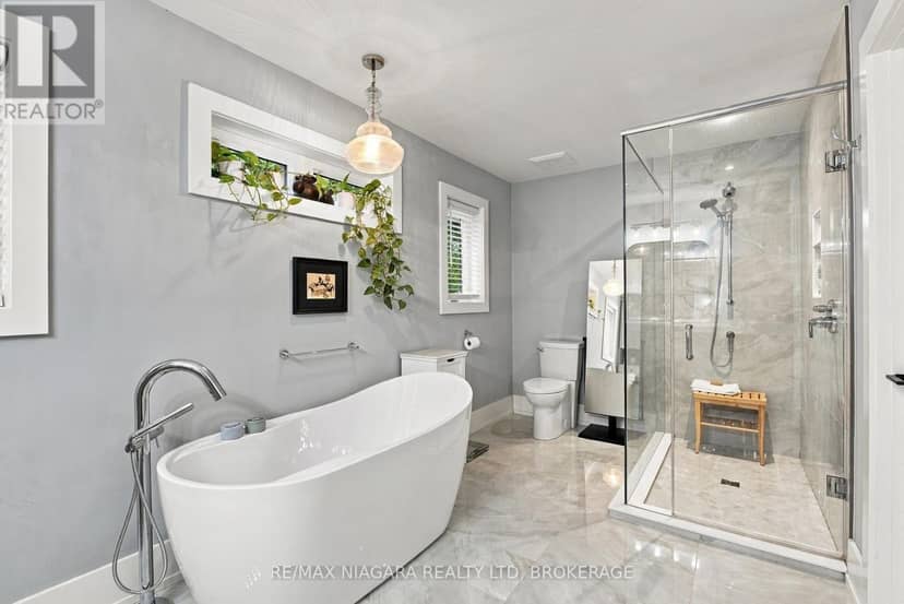 11 Wilberforce Avenue — photo 27 of 40