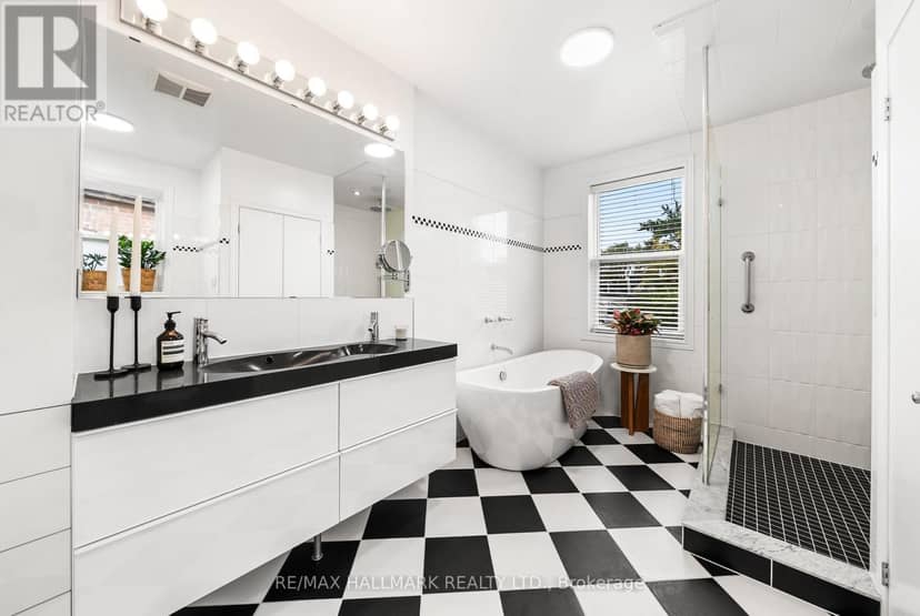 628 Ossington Avenue — photo 20 of 40