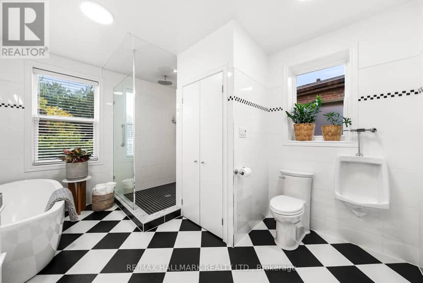 628 Ossington Avenue — photo 21 of 40