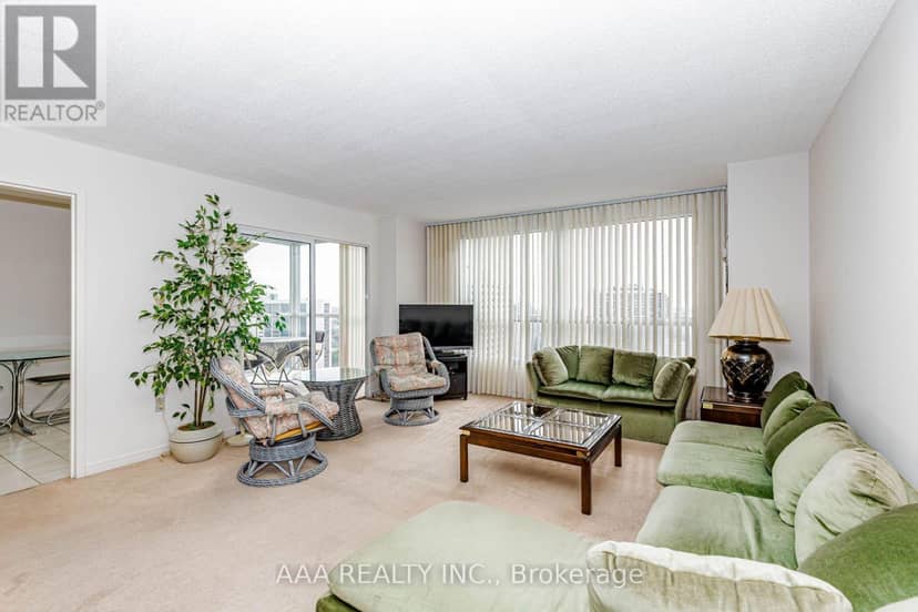 2101 - 5 Concorde Place — photo 12 of 40