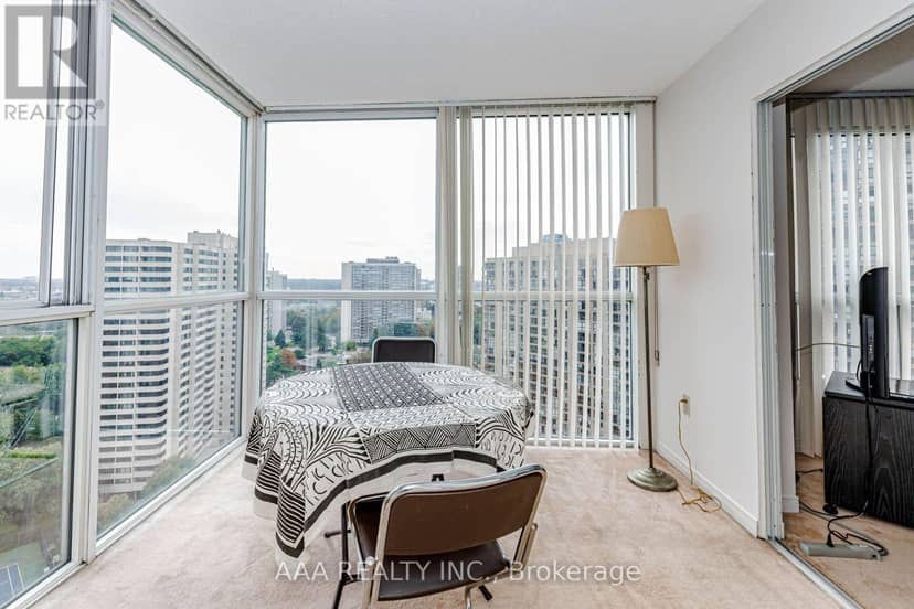 2101 - 5 Concorde Place — photo 22 of 40