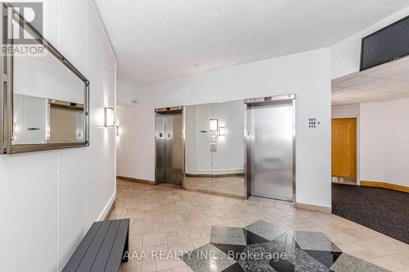 2101 - 5 Concorde Place — photo 4 of 40