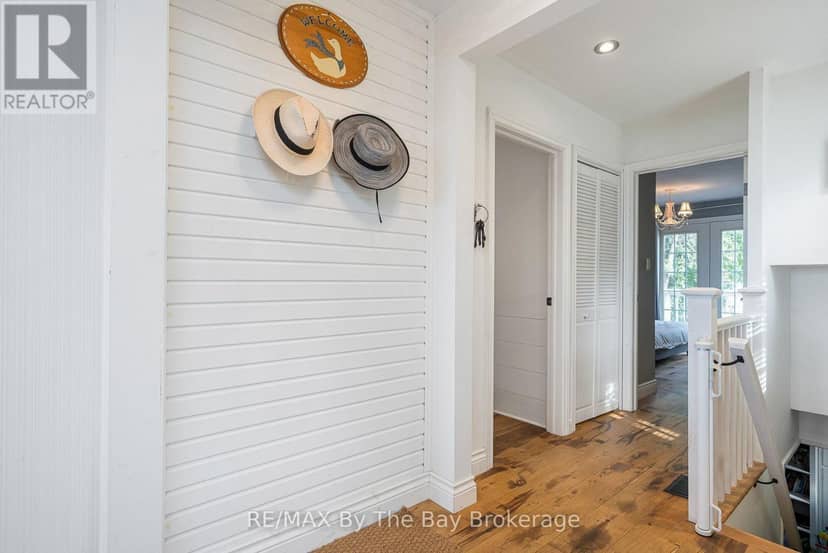 150 Santos Lane — photo 23 of 40