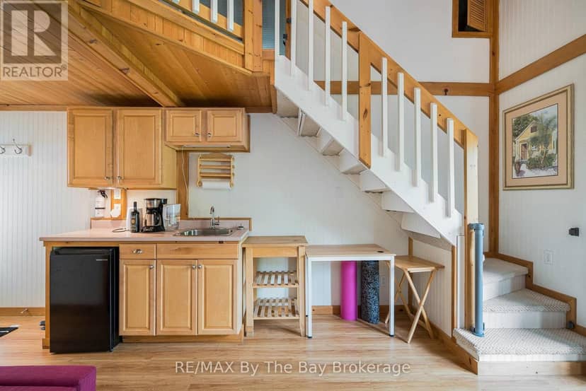 150 Santos Lane — photo 34 of 40