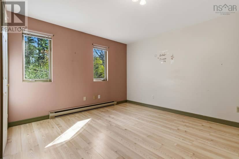 886 Woodstock Road — photo 12 of 40