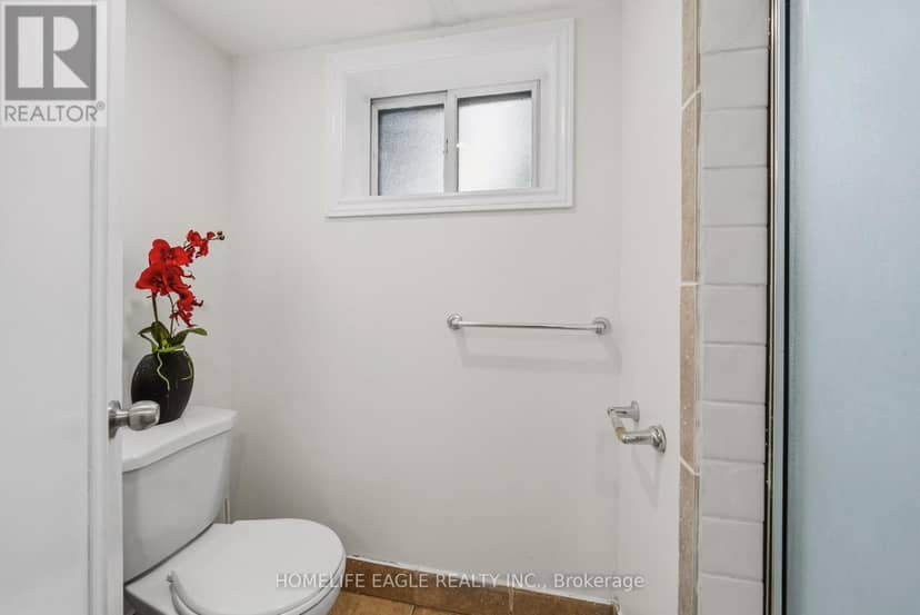 82 Scarborough Heights Boulevard — photo 20 of 25