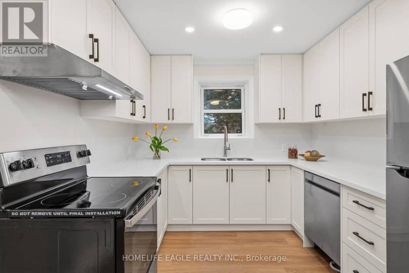 82 Scarborough Heights Boulevard, Toronto, photo 5